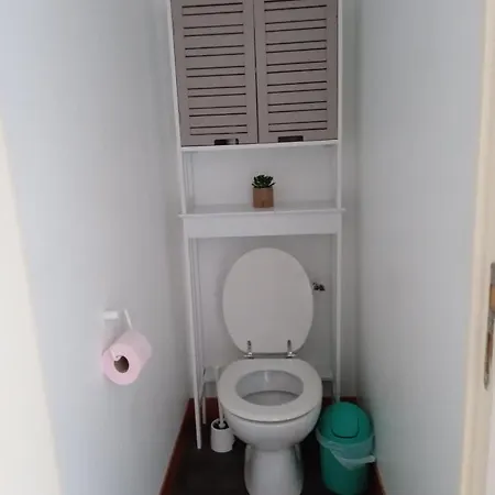 بيت للعطل La Vigorienne *